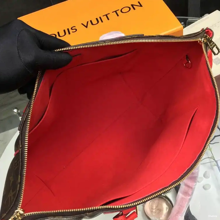 LV Bags 19T1L0608 0721